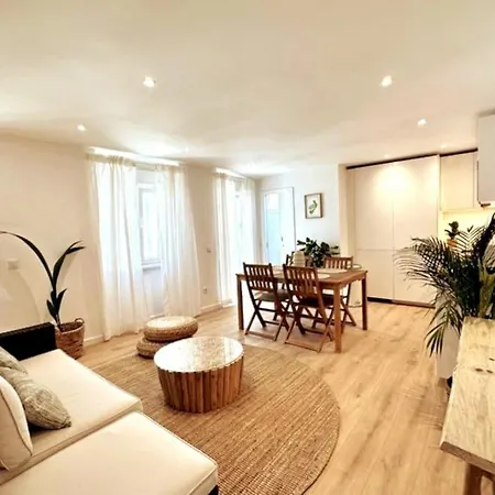 Apartamento Duplex 2 Min Da Praia Apartmán Nazaré