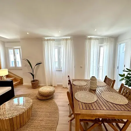 Apartamento Duplex 2 Min Da Praia Nazare